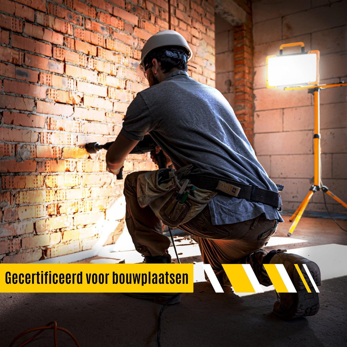 LED Accu Werklamp 5500 lumen - Koelwit 5000K - 18V Draadloos - Dimbaar - IP54 Waterdicht - USB Poort