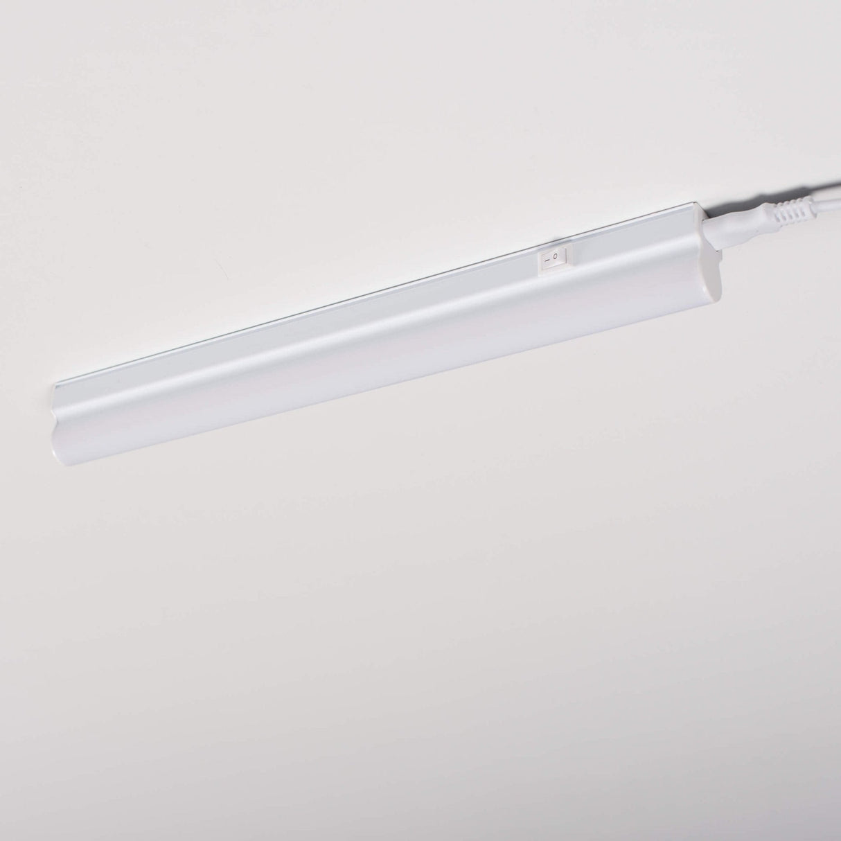 LED T5 balk koelwit 4000K - 30cm 400 lumen - koppelbaar - voor kasten en keukens