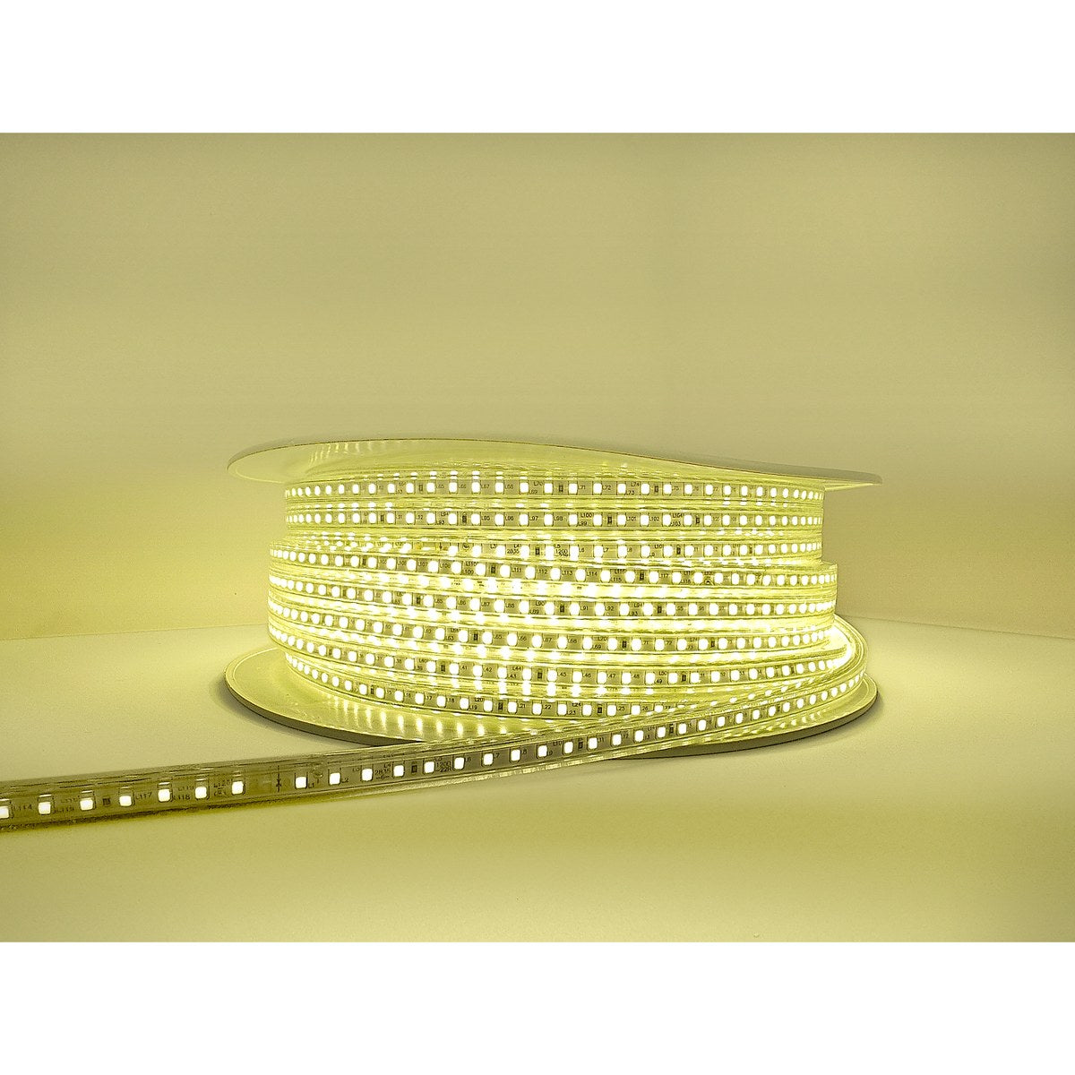 Brandende LED lichtslang 230V op rol, warmwit 3000K