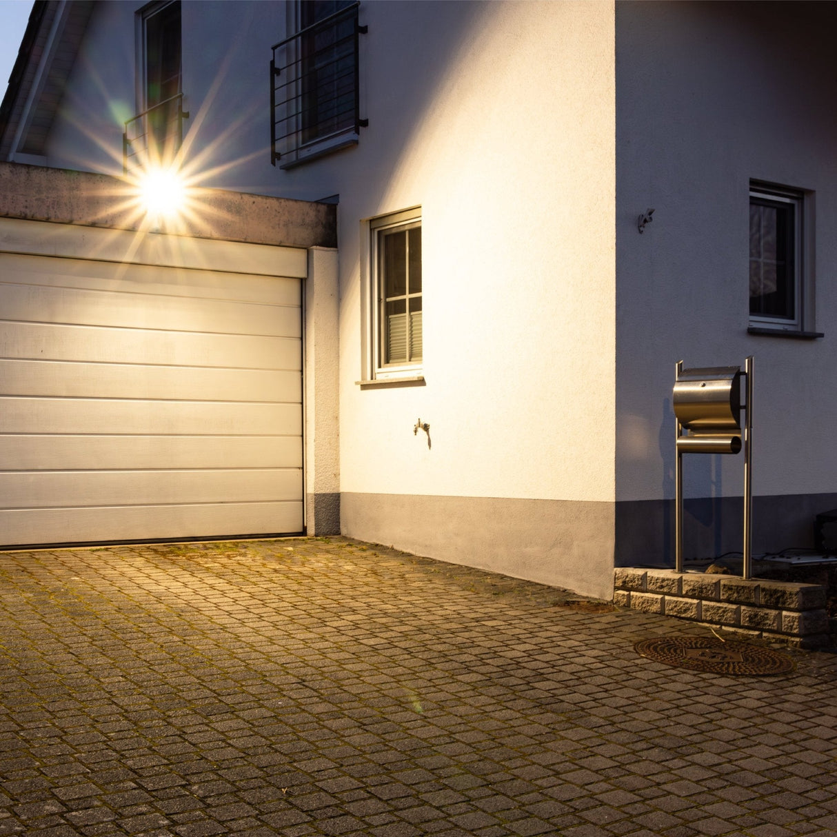 LED Schijnwerper 4200 Lumen - 30W - Koelwit - IP65 Waterdicht - Zwart