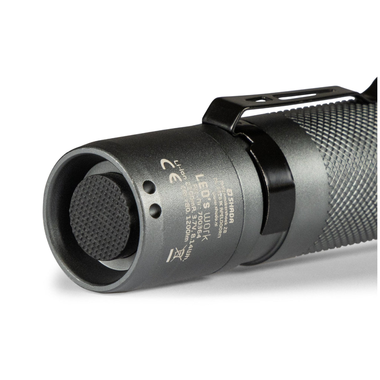 LED zaklamp oplaadbaar USB-C koelwit 5000K - 1200 lumen - IPX7 waterdicht dimbaar - zoomfunctie