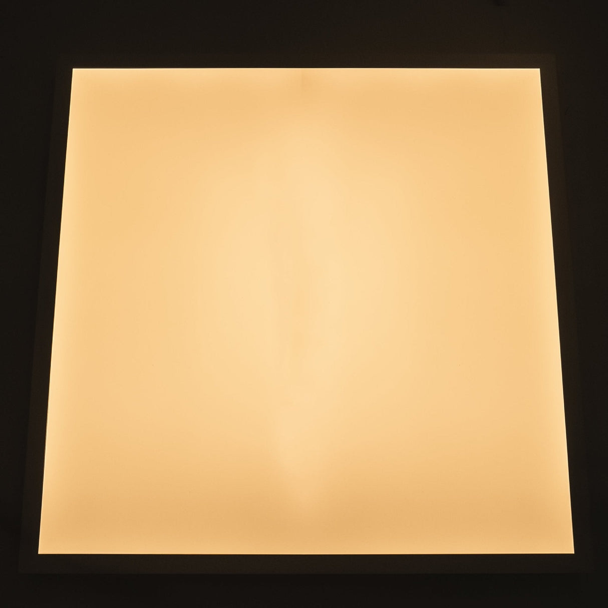 Panneau LED 60 x 60 cm - 3900 lumens - 30W - CCT variable 3000K/4000K/6000K - 130 lm/W