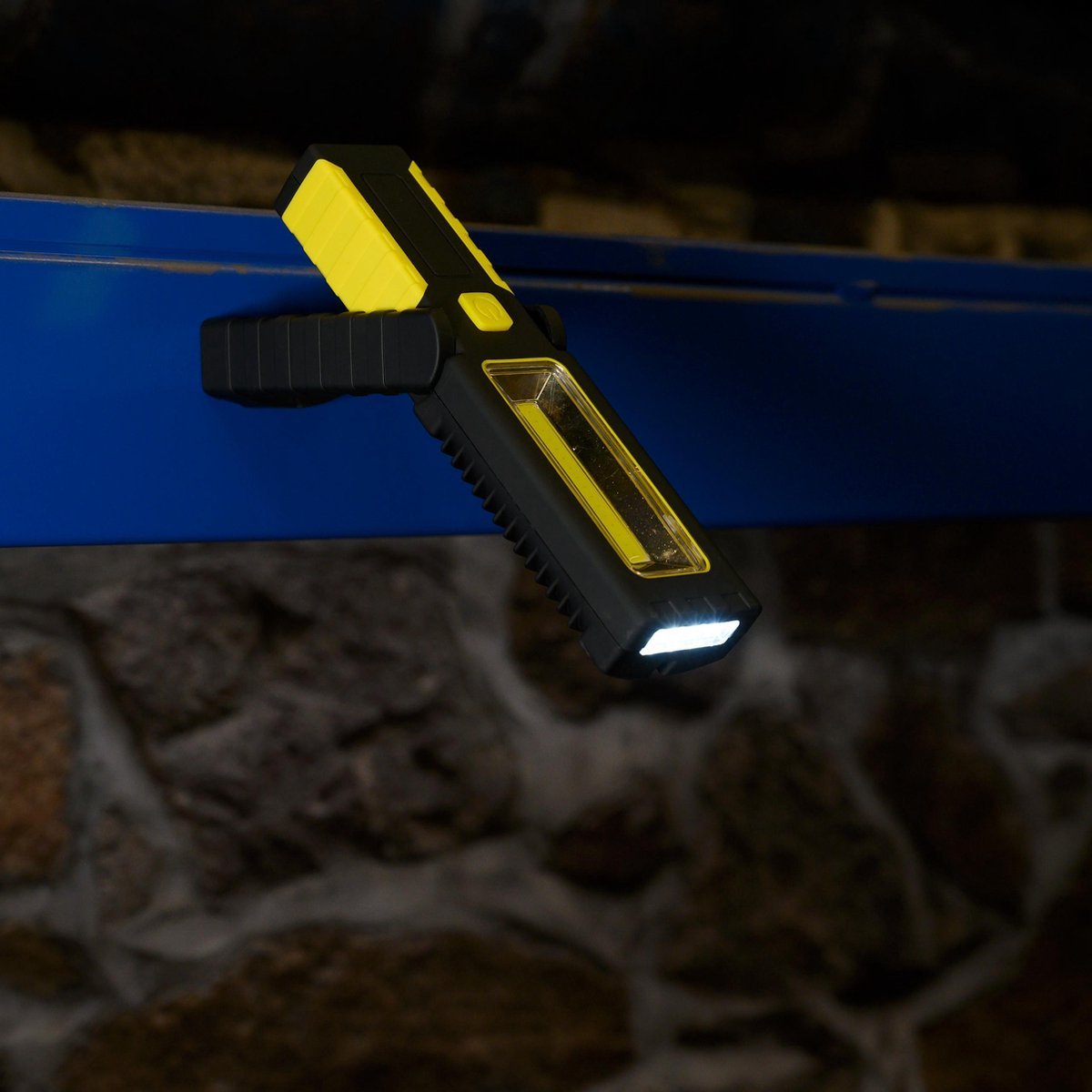 Lampe baladeuse LED portable LED's Work 180 - Avec aimant et crochet - Fonctionne avec des piles