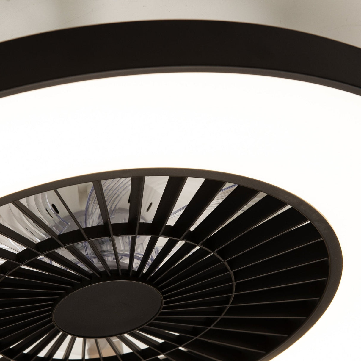 LED plafondventilator premium 4300 lumen - 37W - instelbaar 2000K-4000K - afstandsbediening - Lumileds - 60cm - zwart/wit