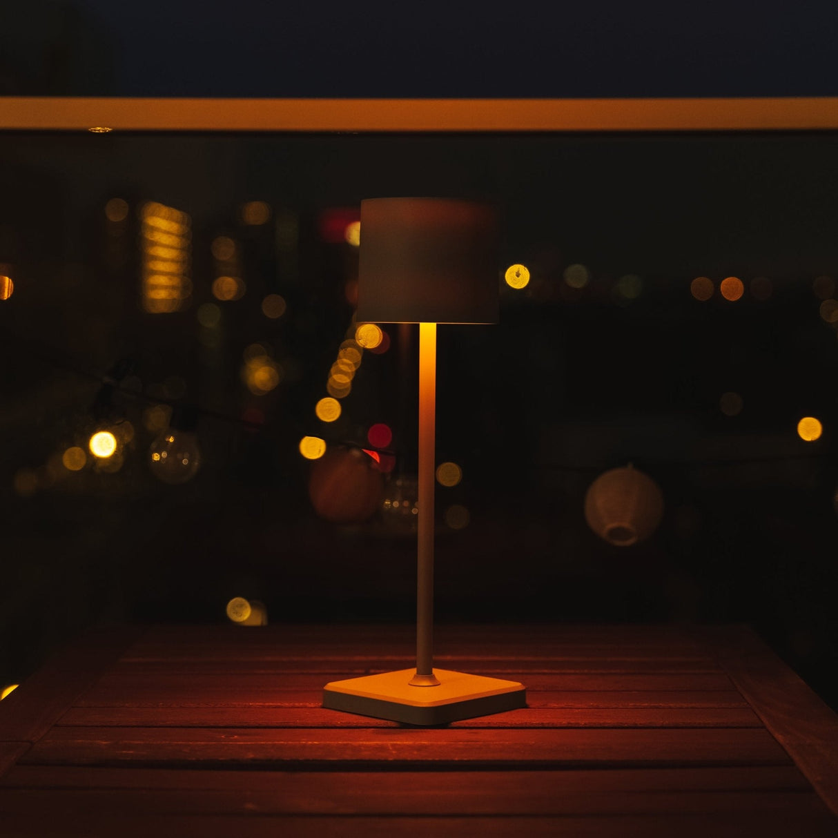Oplaadbare LED Tafellamp 175 Lumen - Dimbaar - 3 Lichtkleuren - Touch - IP54 - Grijs