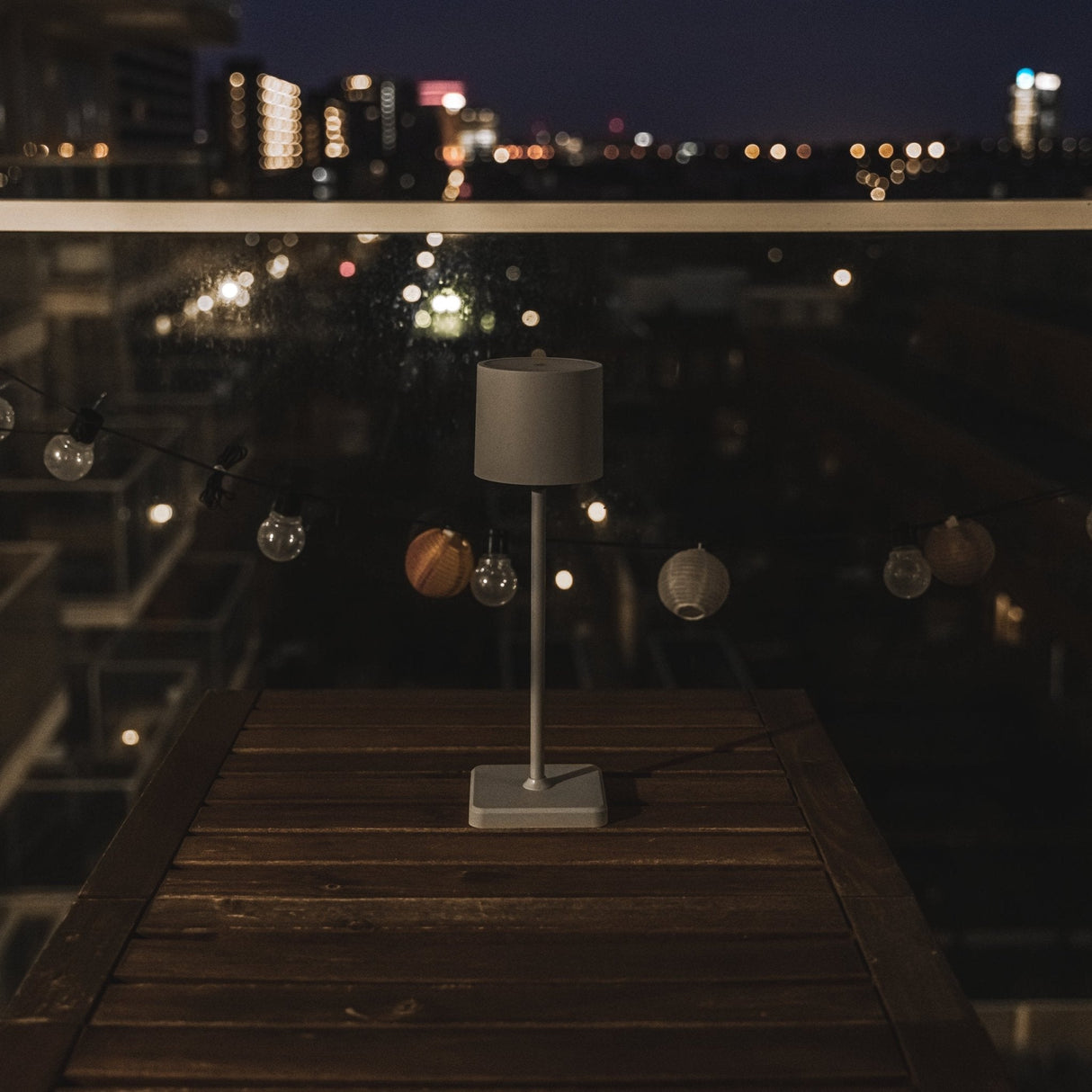 Oplaadbare LED Tafellamp 175 Lumen - Dimbaar - 3 Lichtkleuren - Touch - IP54 - Grijs