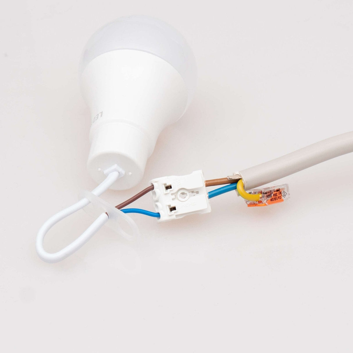 LED verhuisfitting E27 koelwit 4000K - 10W 1055 lumen - mat opaal - met ophangbeugel