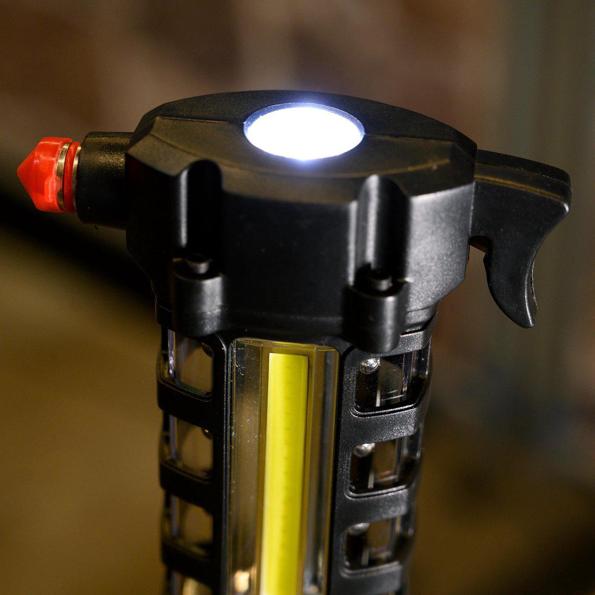 LED noodverlichting auto oplaadbaar - 210 lumen - met noodhamer en gordelsnijder - 2 lichtpunten