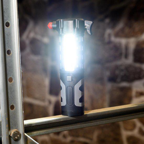 LED noodverlichting auto oplaadbaar - 210 lumen - met noodhamer en gordelsnijder - 2 lichtpunten