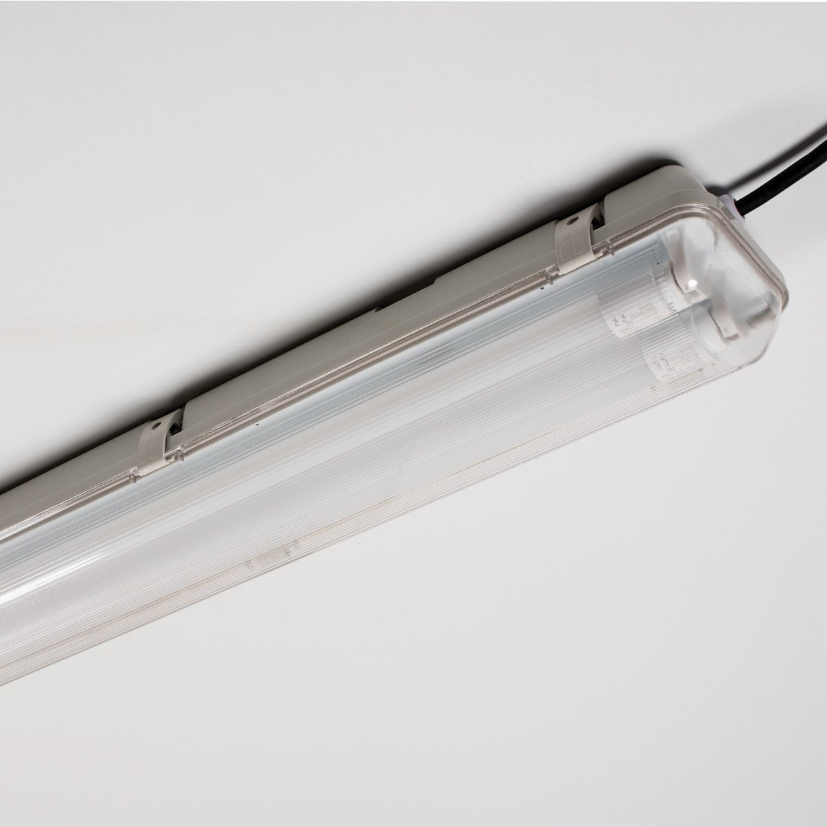 LED Armatuur met Sensor 4200 Lumen - 28W - Koelwit 4000K - 120cm - IP65 - PIR en Daglichtsensor - 4 stuks