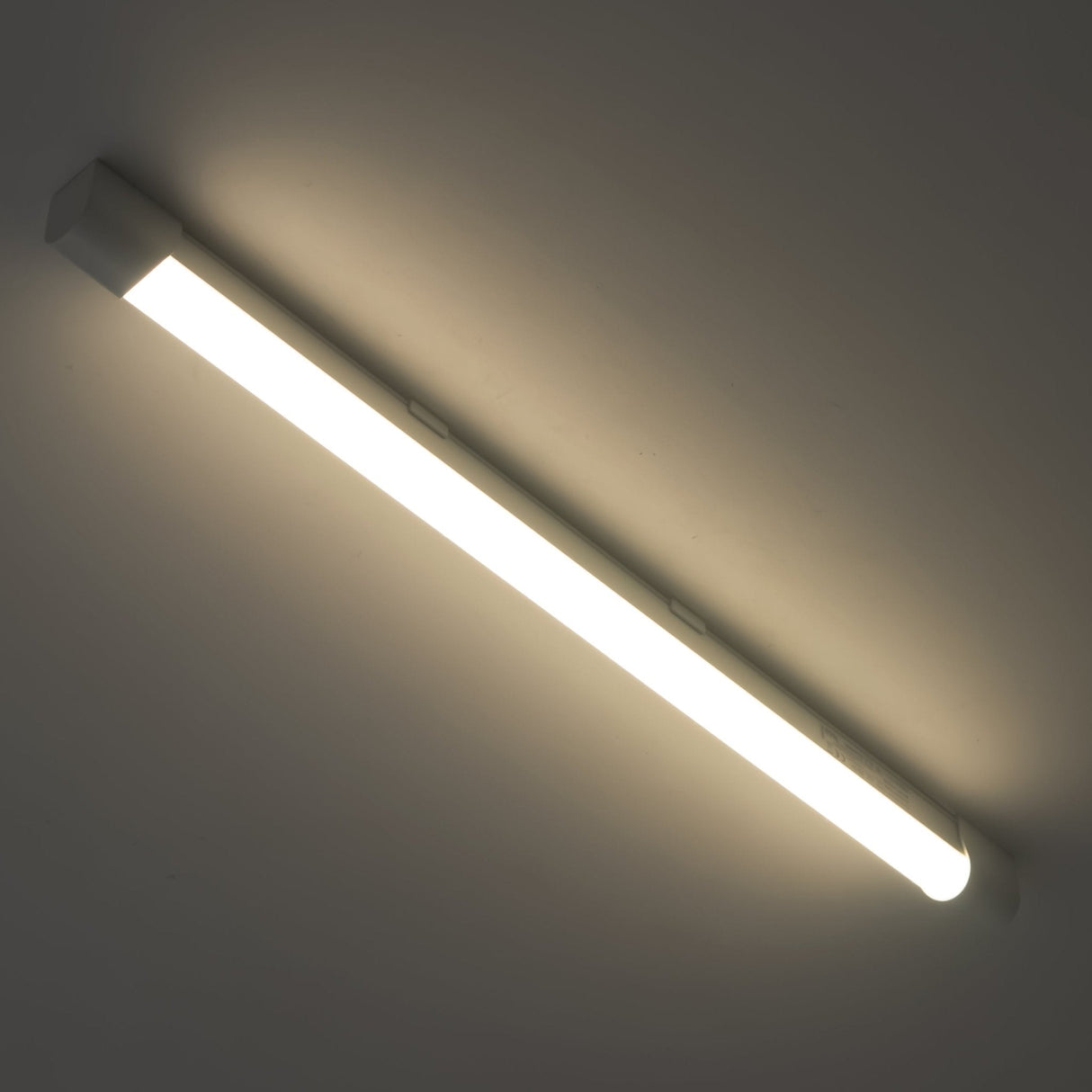LED T5 balk koelwit 4000K - 60cm 900 lumen - koppelbaar - voor kasten en keukens