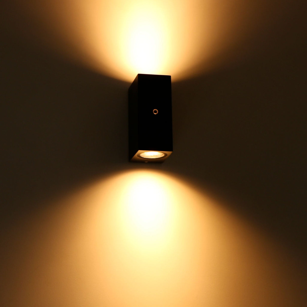 LED Wandlamp met Daglichtsensor 2x GU10 - IP44 - Zwart - Up & Down