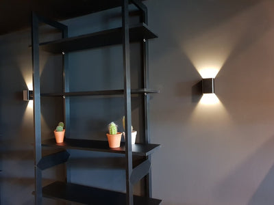 Lampes LED | applique murale 2 - éclairage d’ambiance des deux côtés | 3 W 3000 K | 7 x 10 cm noir brossé - LEDPLANET.NL