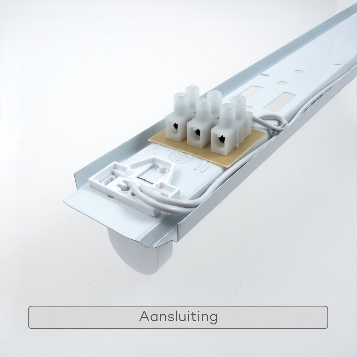 LED TL Armatuur 1125 lumen - 7,5W - Koelwit 4000K - 60cm - IP65 Waterdicht - IK08 - Met Bewegingssensor en Daglichtsensor