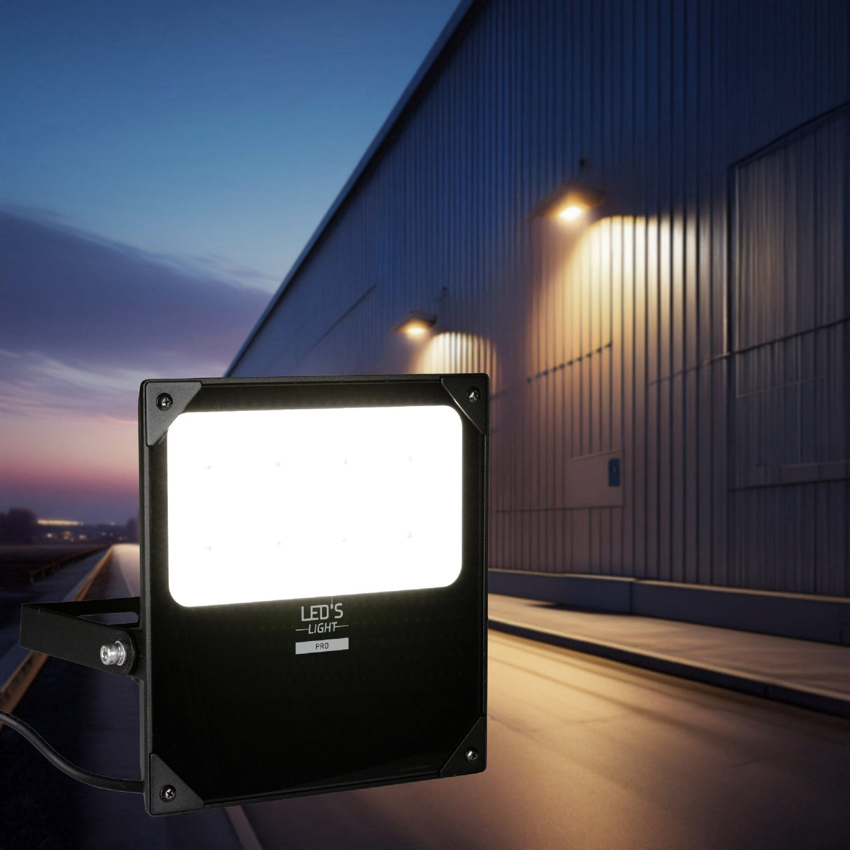 LED Schijnwerper 15200 lumen - 100W - Koelwit 4000K - IP66 Waterdicht - 3 Lichtstanden - Daglichtsensor