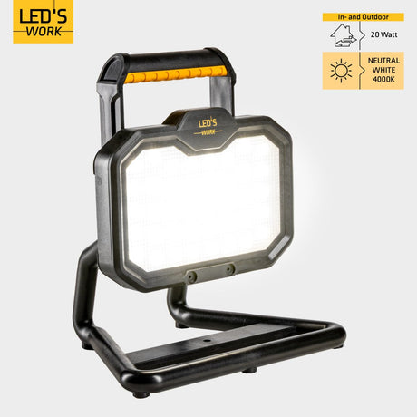 LED's Work 20W LED Bouwlamp oplaadbaar 2000 - Werkt draadloos op accu - Stof- en waterdicht - koelwit 4000K