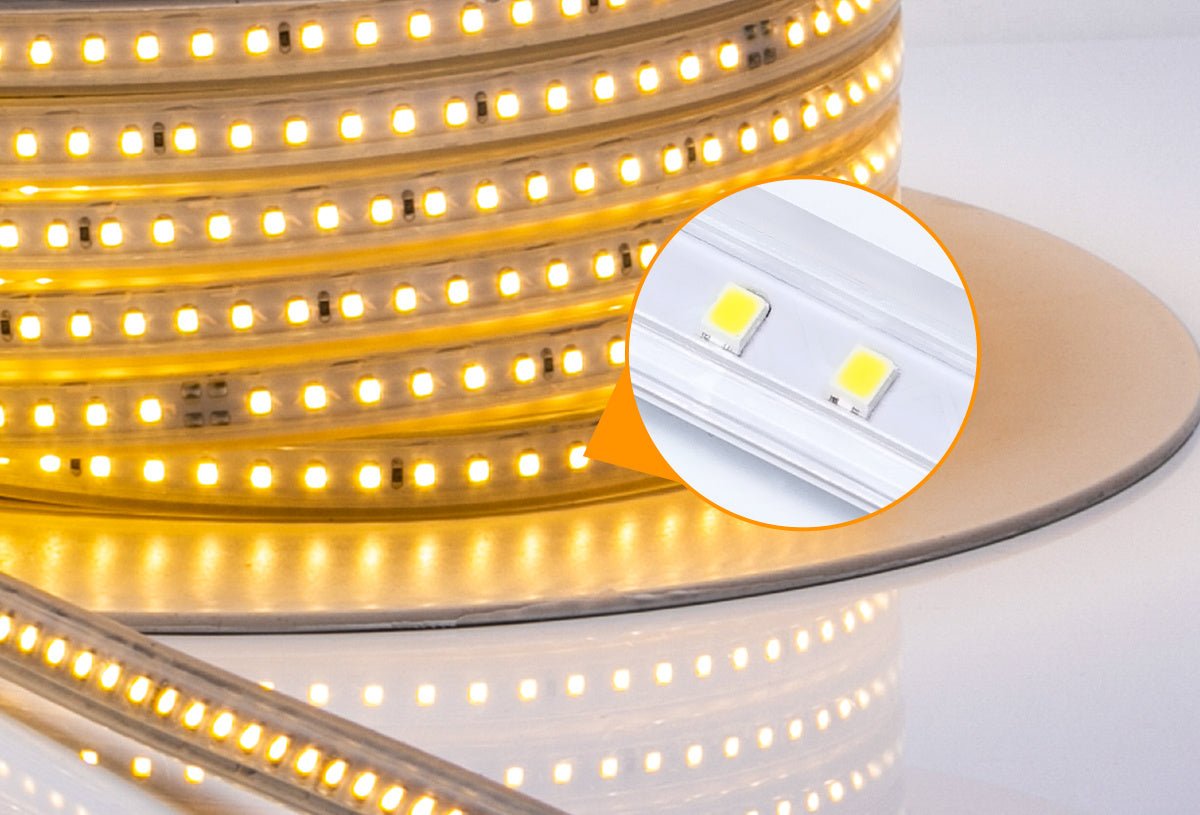 Lichtslang warmwit, 50 meter, 120 LEDs/meter 3000K, sproeidicht IP65, 230V AC