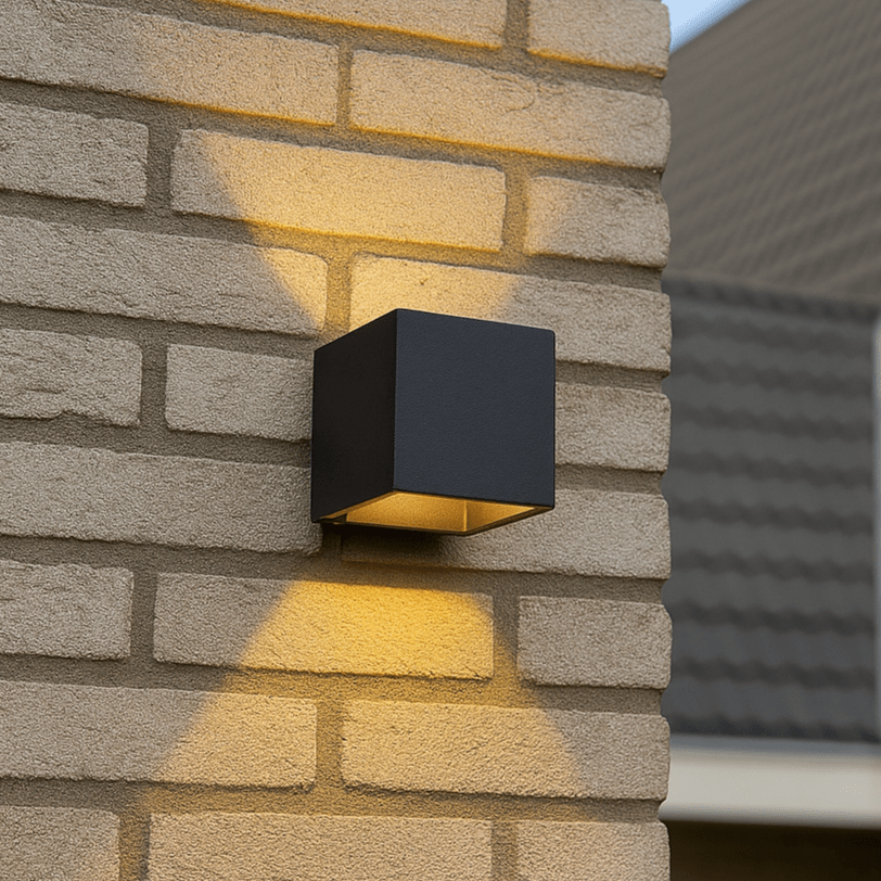 Applique LED Lumo Cube avec douille G9 - étanche IP65 - noire - source lumineuse non incluse