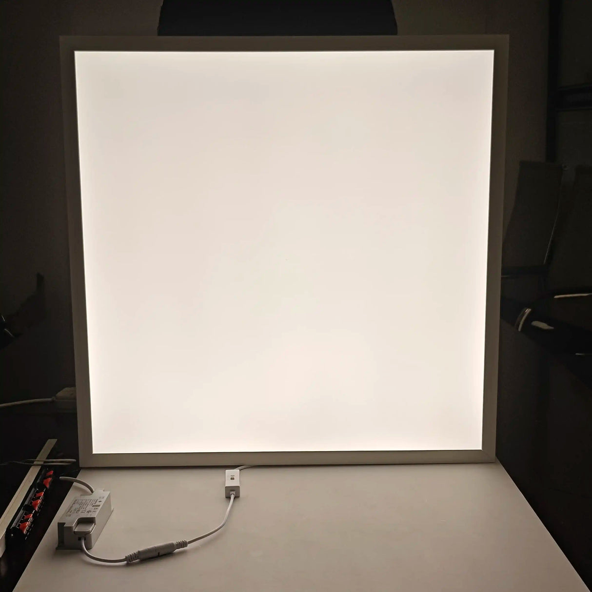 LED paneel 60x60cm 4000lm 4000K IP20 met aansluitsnoer voor verlichting binnenshuis