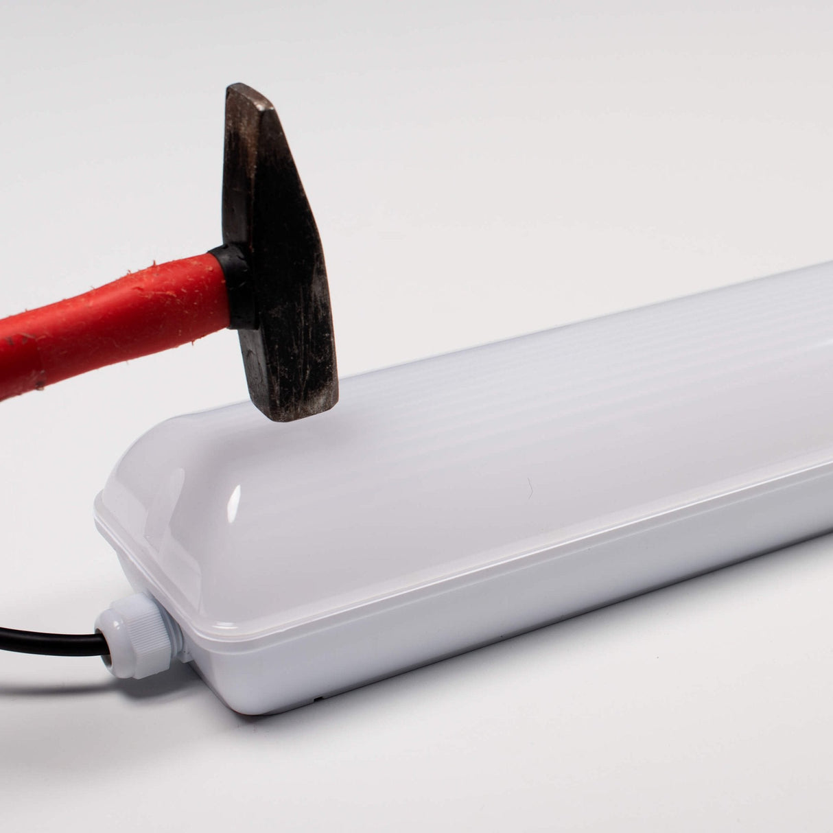 Mini LED TL-Armatuur met Microgolf Sensor 30cm 1200 Lumen - 11W - 3 Lichtkleuren - Dimbaar - IP65