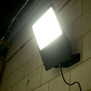 LED Schijnwerper 50000 lumen - 300W - Koelwit 4000K - IP66 Waterdicht - Cree - Zwart
