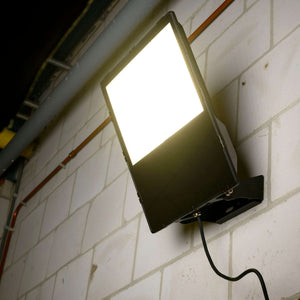 LED Schijnwerper 50000 lumen - 300W - Koelwit 4000K - IP66 Waterdicht - Cree - Zwart