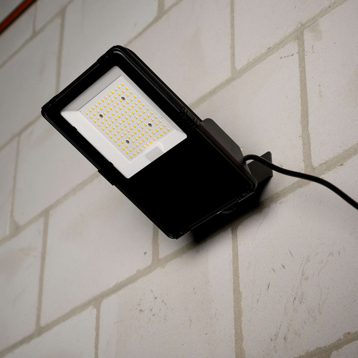 LED Schijnwerper - 4650 Lumen - 30W - Koelwit 4000K - IP66 - Zwart - 230V