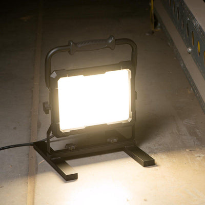 LED's Work Projecteur de chantier LED professionnel 13000 - Testé pour usage intensif - câble de 5 mètres - 150W - IP65