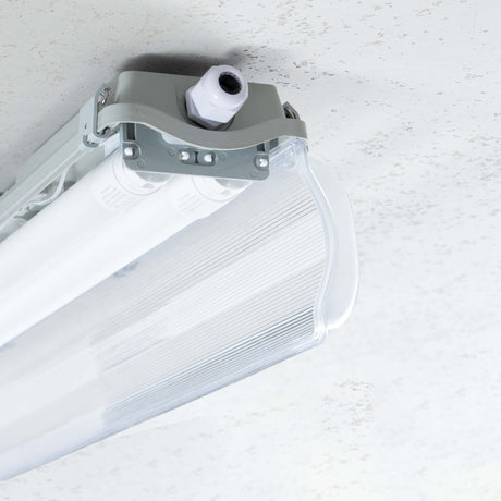 Double éclairage LED pour tubes fluorescents Proventa 60cm – 2 tubes LED inclus – IP65 étanche – 2160 lumen