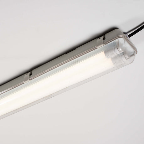 LED TL-Armatuur met Sensor IP65 4200 Lumen - 28W - 4000K Koelwit - 120cm - Bewegingssensor en Daglichtsensor