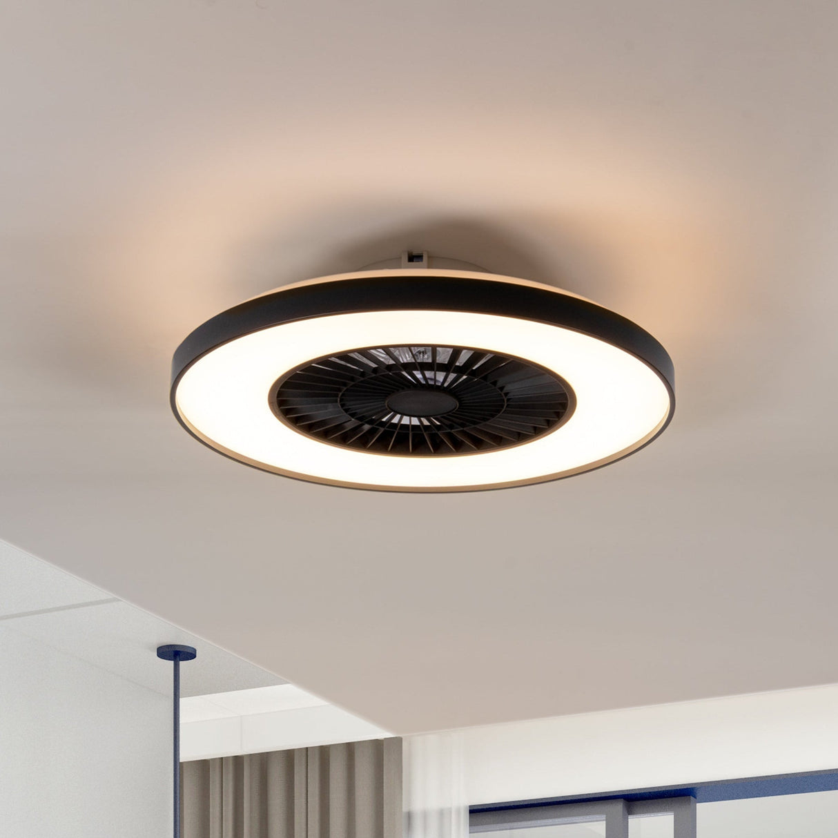 LED plafondventilator premium 4300 lumen - 37W - instelbaar 2000K-4000K - afstandsbediening - Lumileds - 60cm - zwart/wit