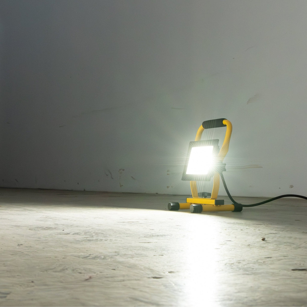 LED Werklamp 2550 Lumen - 30W - Koelwit 4000K - Inklapbaar - IP54 - Bouwlamp