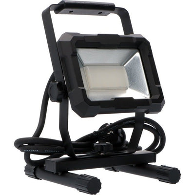 Lampe de travail LED, 2500 lumens - 30 W - blanc froid 4000 K - étanche IP65 - câble de 1,5 m - aluminium