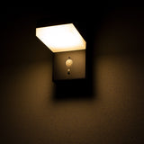 LED Solar Wandlamp 600 lumen - Warmwit 2700K - Bewegingssensor - IP44 - RVS - Vierkant - Zwart