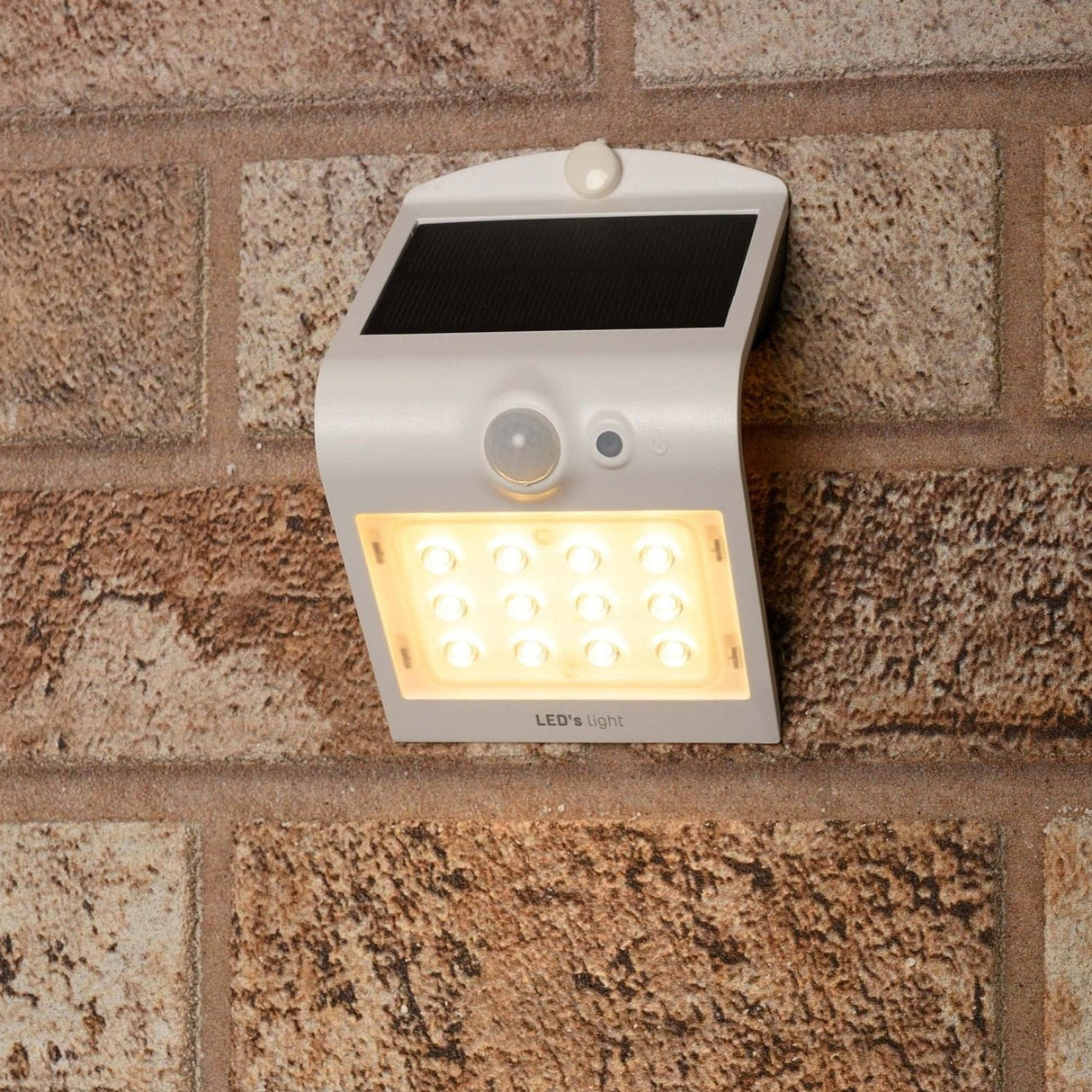 Solar LED Wandlamp met Bewegingssensor 220 - 3 lichtstanden - Automatisch aan/uit - Wit