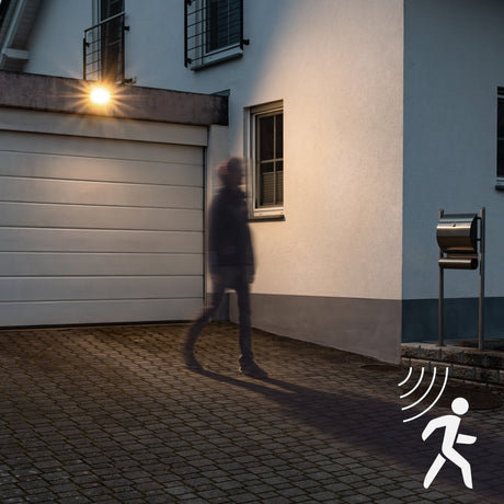 LED Schijnwerper 30W met Sensor - 4100 lumen - Koelwit 4000K - PIR Bewegingssensor - IP65 - Zwart